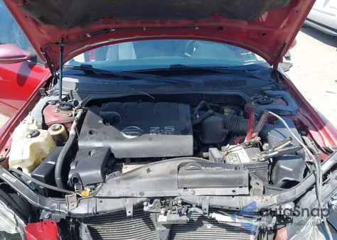 2006 Nissan Altima 2.5 S from USA, damaged, VIN 1N4AL11D06N423536